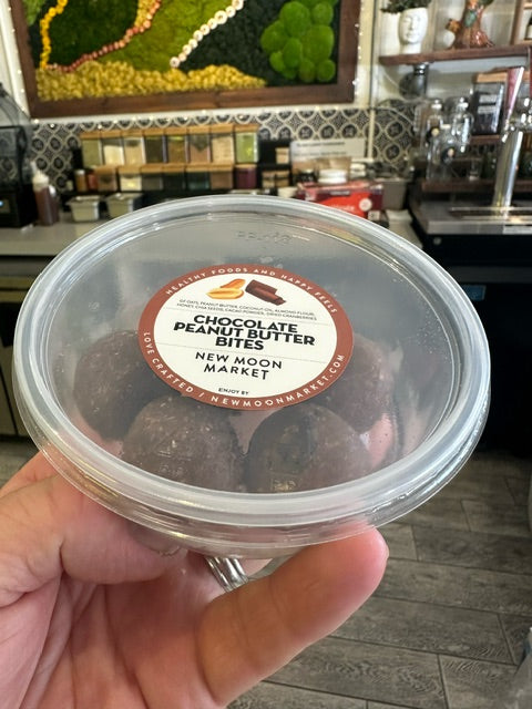 Chocolate Peanut Butter Bites - Fresh by 4Roots