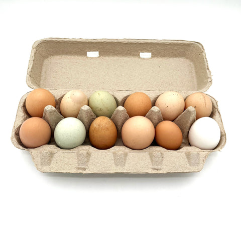 Huevos de gallinas criadas en pastizales Lé Koopé