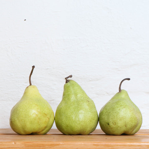 Fresh Organic Green Bartlett Pear